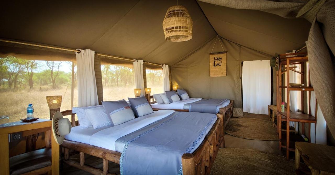 ホテル Zawadi Camp セレンゲティ エクステリア 写真