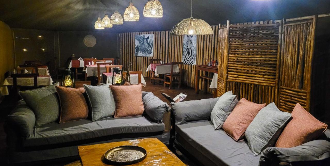 ホテル Zawadi Camp セレンゲティ エクステリア 写真