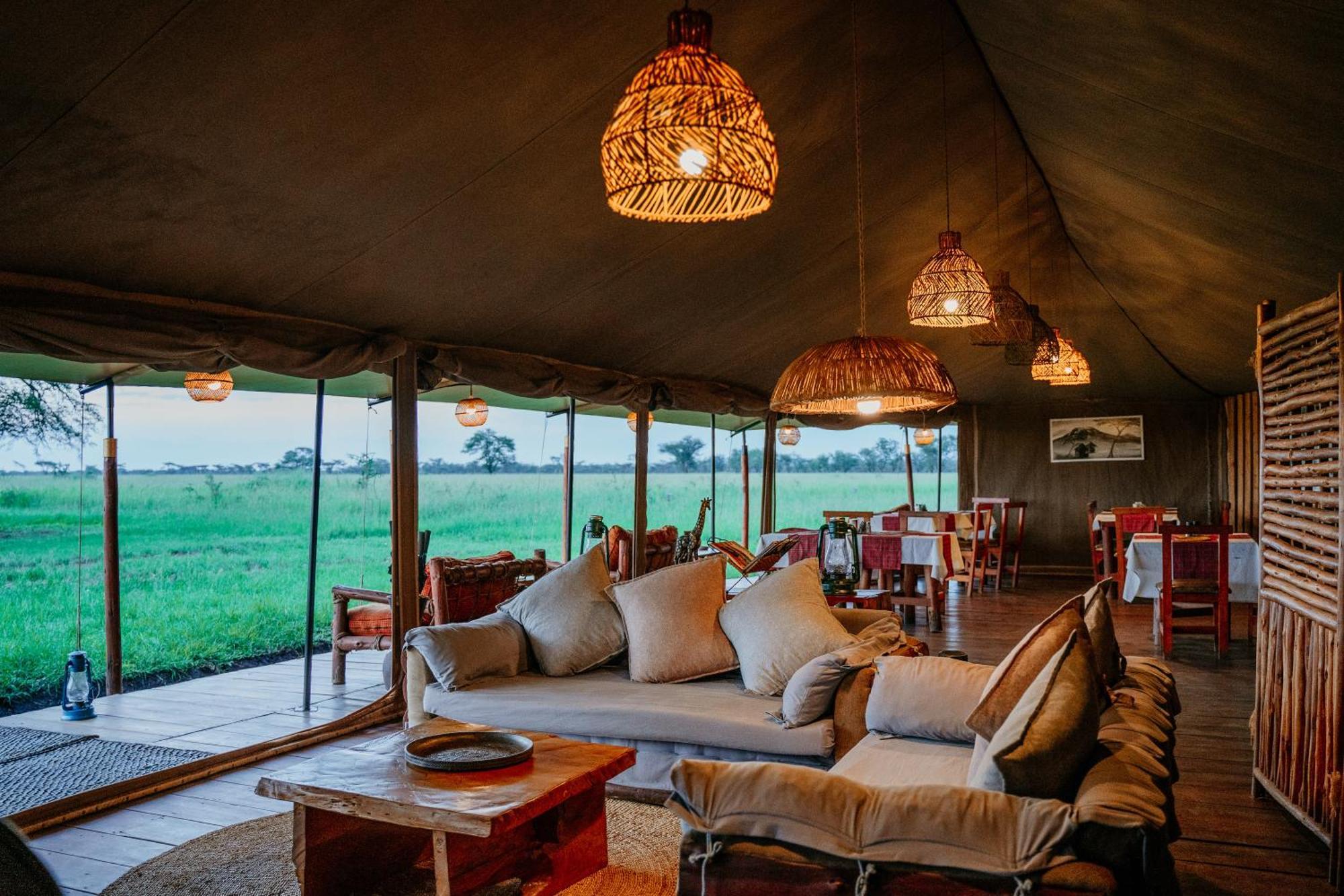 ホテル Zawadi Camp セレンゲティ エクステリア 写真