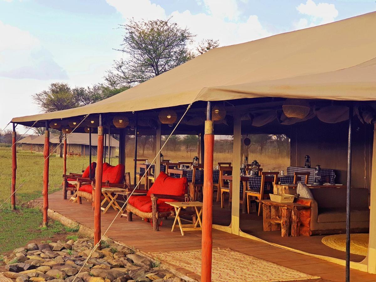 ホテル Zawadi Camp セレンゲティ エクステリア 写真