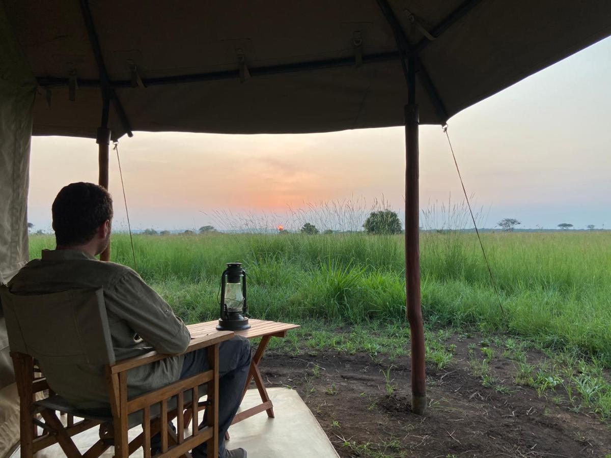 ホテル Zawadi Camp セレンゲティ エクステリア 写真