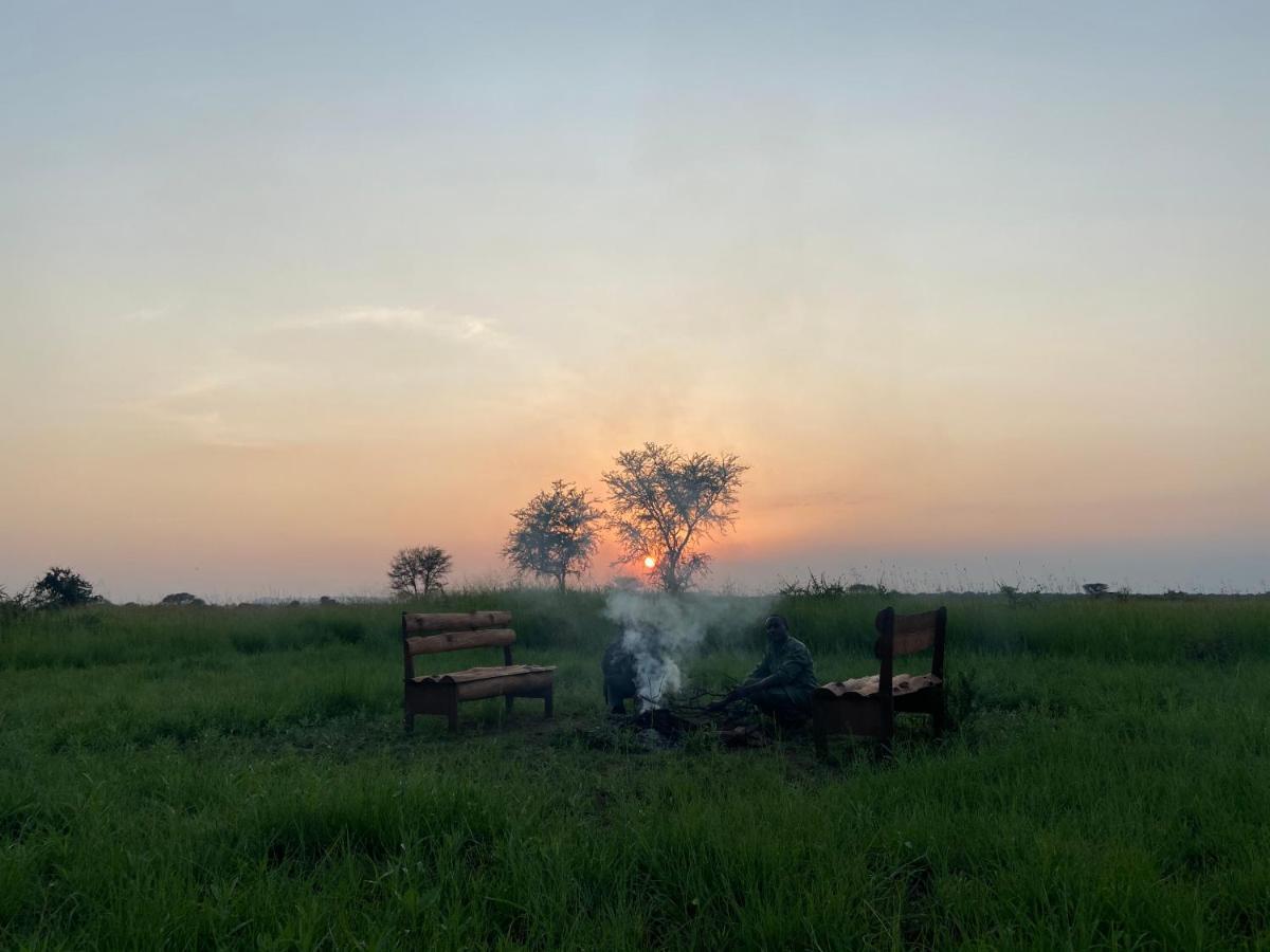 ホテル Zawadi Camp セレンゲティ エクステリア 写真